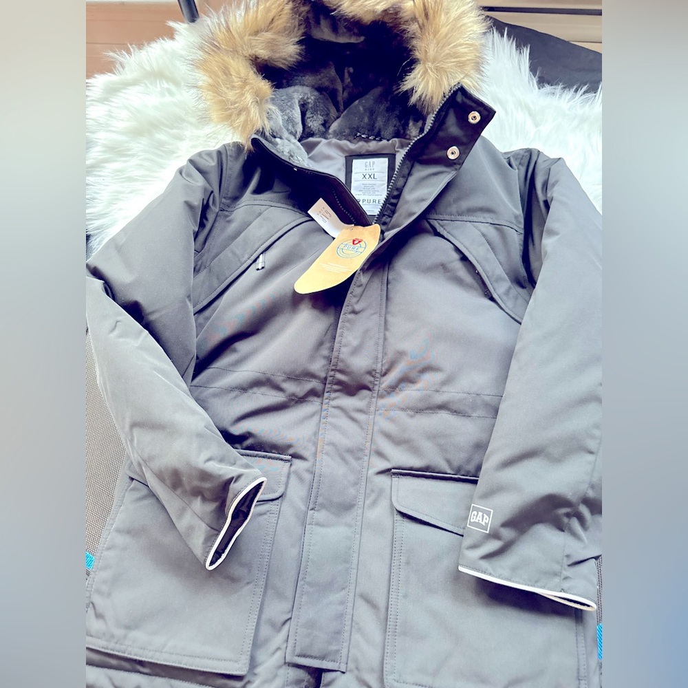 GAP Kids black lined puffer coat size XL (14-16)